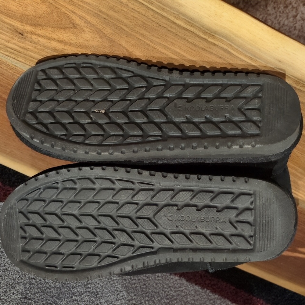 Koolaburra by UGG Black Boots - Picture 7 of 7